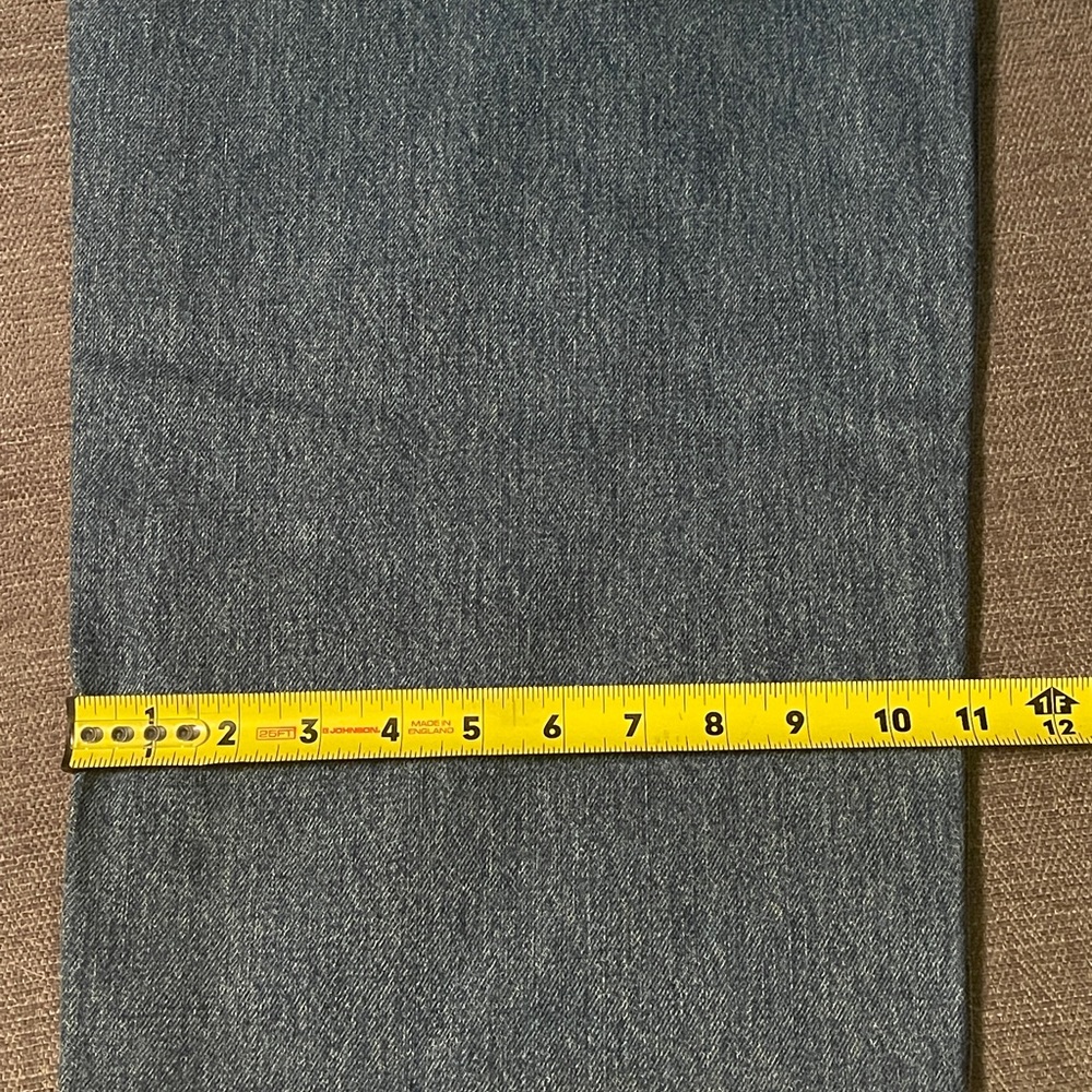 Levi’s 550 Relaxed Blue Jeans 48 x29” - Picture 8 of 8